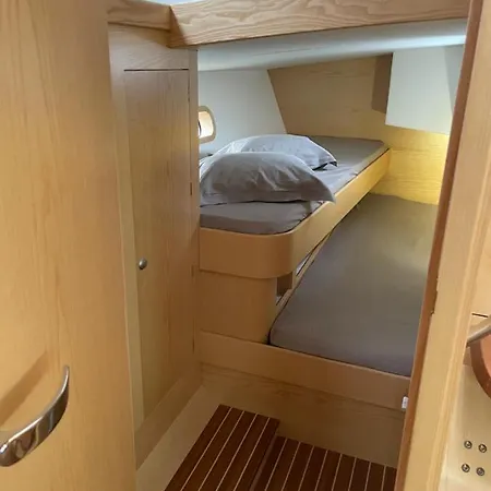 Úszó hotel Barco No Centro De Tenerife- Alugue A Cabine Santa Cruz de Tenerife